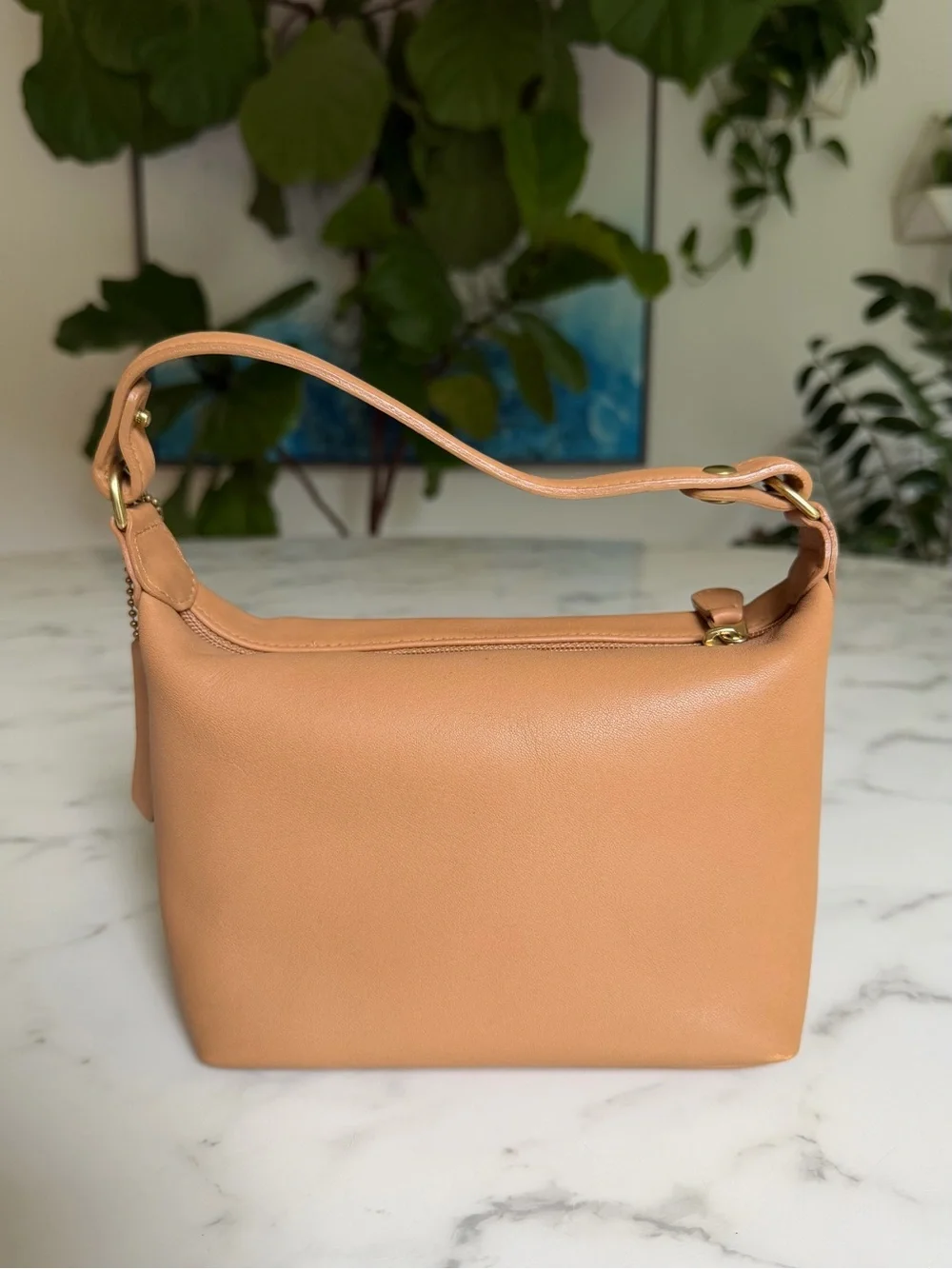 Coach Vintage Classic Pouch 6929 Camel Tan Leather Convertible Demi Bag Pochette